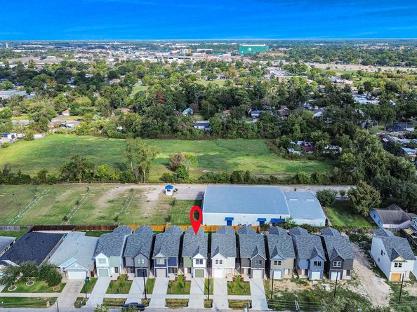 6320 Milwee Street A, Houston TX 77092