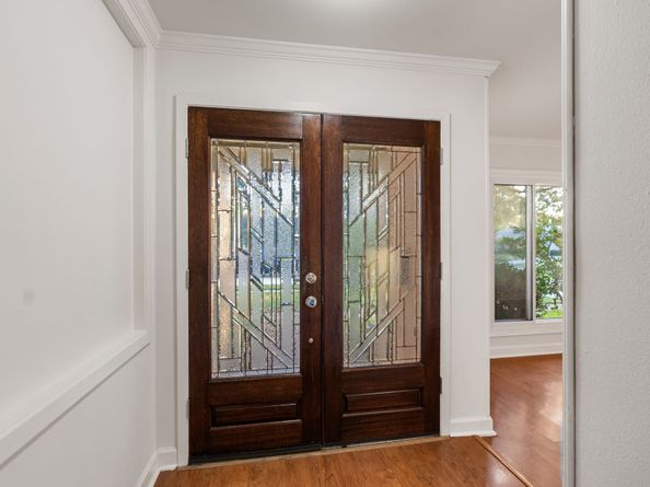 5642 Dumfries Drive, Houston TX 77096