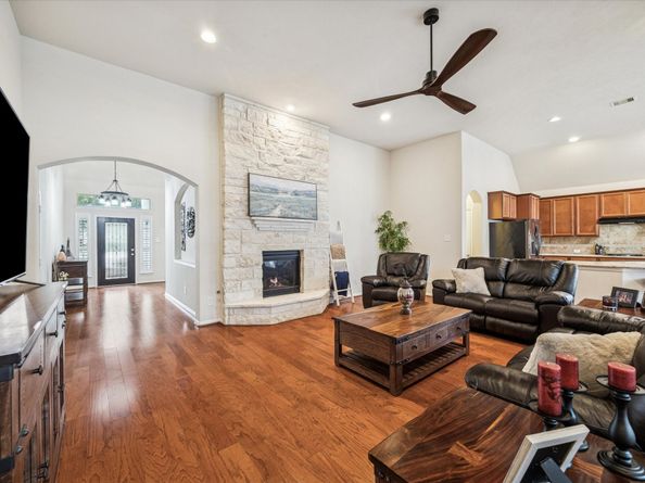 2506 River Oak Court, Houston TX 77345