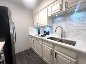 2507 Montrose Boulevard 11, Houston TX 77006