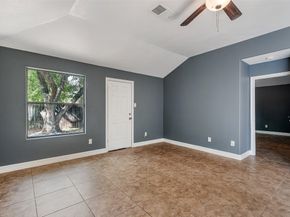 718 Saint Edwards Green Drive, Houston TX 77015