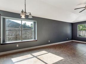 718 Saint Edwards Green Drive, Houston TX 77015