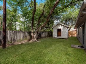 718 Saint Edwards Green Drive, Houston TX 77015