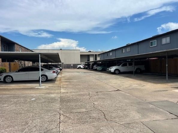 6202 Skyline Drive 7, Houston TX 77057