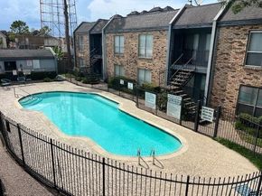 6202 Skyline Drive 7, Houston TX 77057