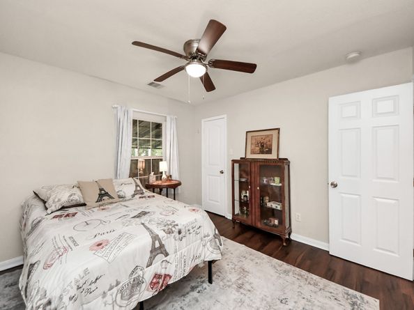 7711 Avenue L, Houston TX 77012