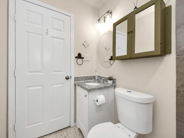 7711 Avenue L, Houston TX 77012