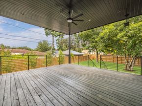 2202 Hewitt Drive, Houston TX 77018