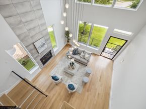 2202 Hewitt Drive, Houston TX 77018