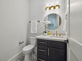 2202 Hewitt Drive, Houston TX 77018