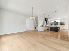 2202 Hewitt Drive, Houston TX 77018