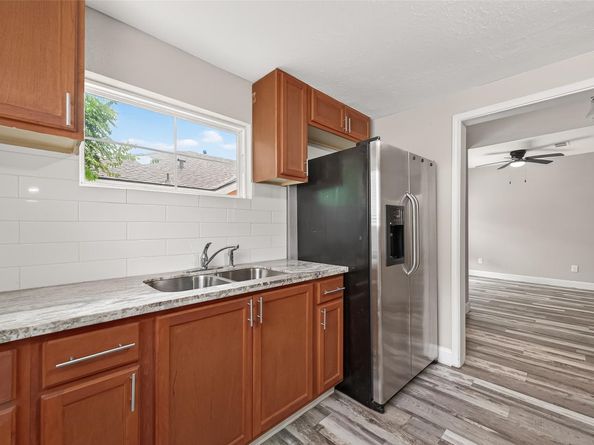 1511 Scharpe Street Street, Houston TX 77023