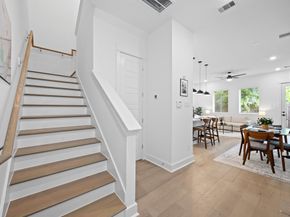 326 Neyland Street, Houston TX 77022