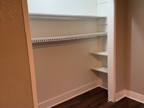 1023 Twinbrooke Drive, Houston TX 77088