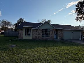 1023 Twinbrooke Drive, Houston TX 77088