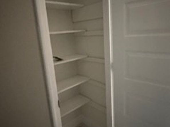 1023 Twinbrooke Drive, Houston TX 77088