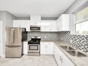 119 E 32 Street, Houston TX 77018