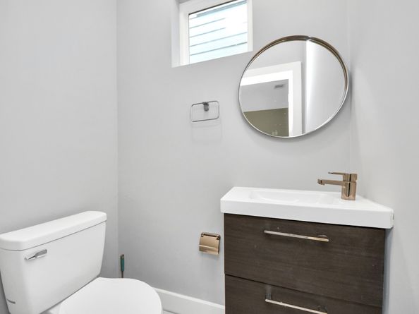 119 E 32 Street, Houston TX 77018