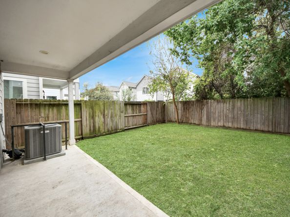 119 E 32 Street, Houston TX 77018