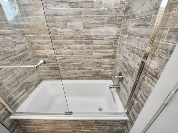 119 E 32 Street, Houston TX 77018