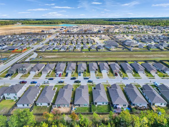 10643 Red Orchid Drive, Houston TX 77016