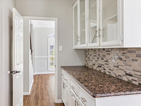 2006 Ravens Crest Drive, Sugar Land TX 77478