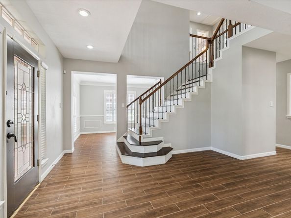 2006 Ravens Crest Drive, Sugar Land TX 77478