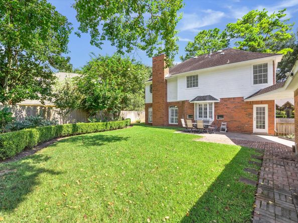 2006 Ravens Crest Drive, Sugar Land TX 77478