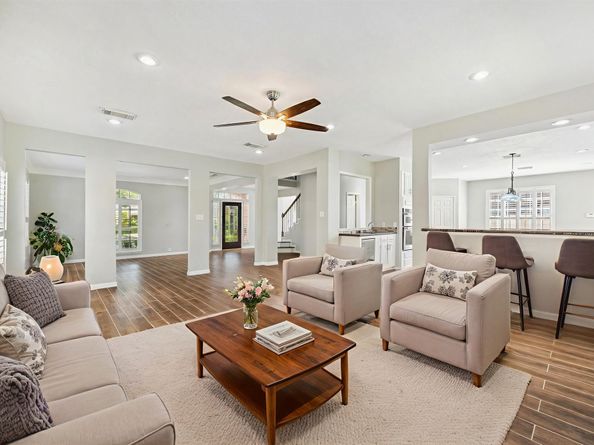 2006 Ravens Crest Drive, Sugar Land TX 77478