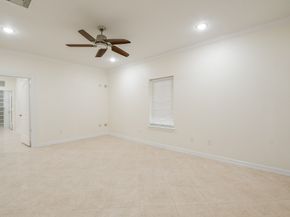 404 Moss Street, Houston TX 77009