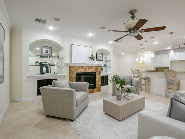 404 Moss Street, Houston TX 77009