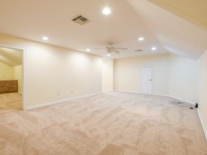 404 Moss Street, Houston TX 77009