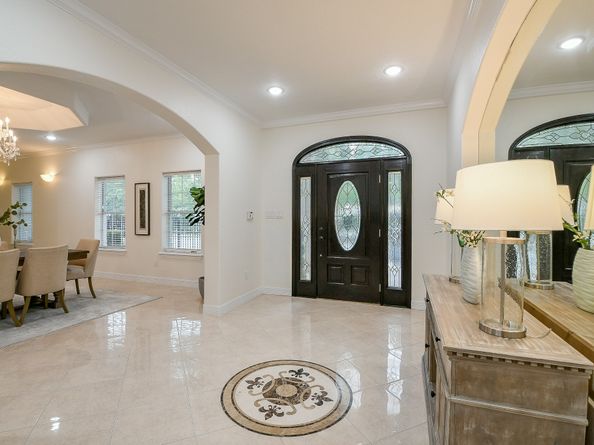 404 Moss Street, Houston TX 77009