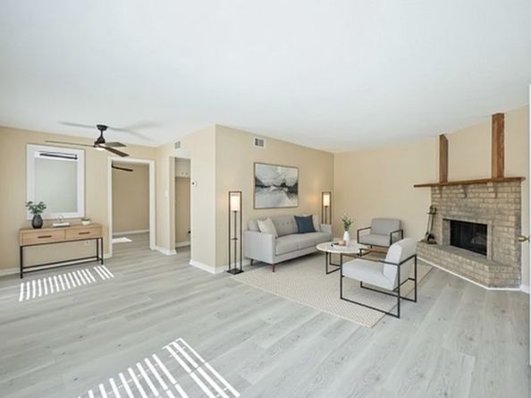 1516 Bay Area Boulevard Q3, Houston TX 77058