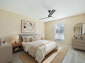 1516 Bay Area Boulevard Q3, Houston TX 77058