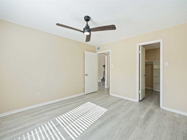 1516 Bay Area Boulevard Q3, Houston TX 77058