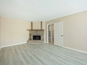 1516 Bay Area Boulevard Q3, Houston TX 77058