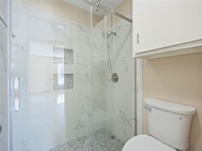 1516 Bay Area Boulevard Q3, Houston TX 77058