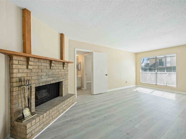 1516 Bay Area Boulevard Q3, Houston TX 77058