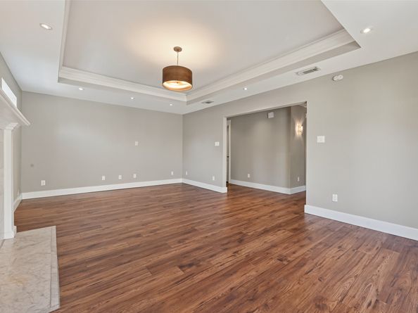 12800 Briar Forest Drive 129, Houston TX 77077