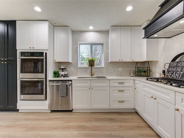 1519 Hannington Drive, Katy TX 77450