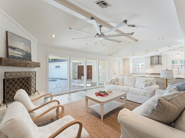 10703 Deerwood Road, Houston TX 77042