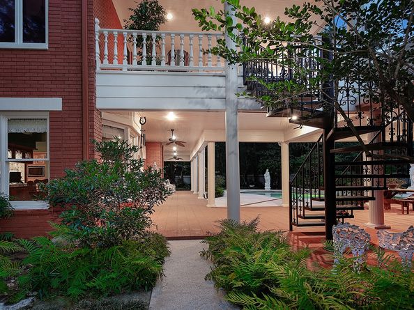 50 Watertree Drive, The Woodlands TX 77380