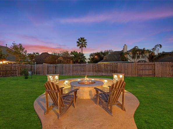 8330 Morning Dawn Drive, Houston TX 77095