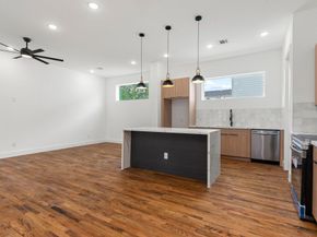 3405 Baer Street, Houston TX 77020