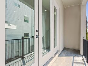 3405 Baer Street, Houston TX 77020