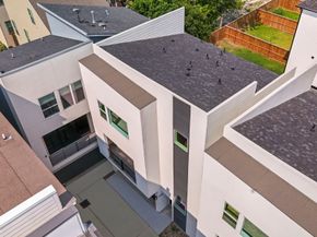 3405 Baer Street, Houston TX 77020