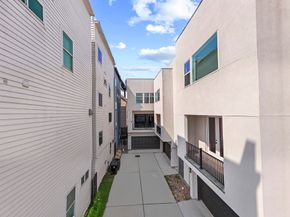 3405 Baer Street, Houston TX 77020