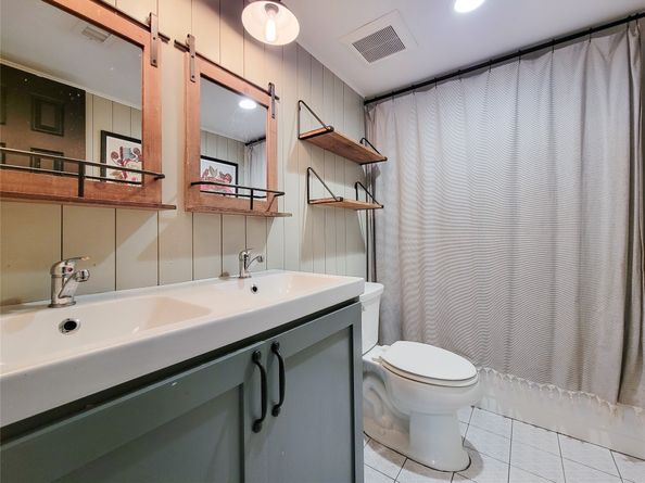 1718 Welch Street C, Houston TX 77006
