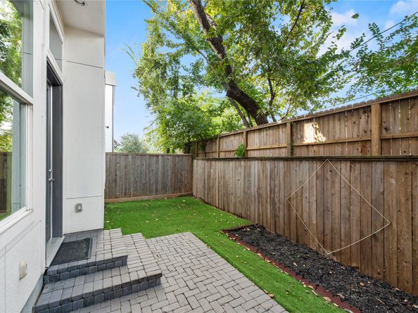 3402 Timbergrove Heights Street, Houston TX 77008